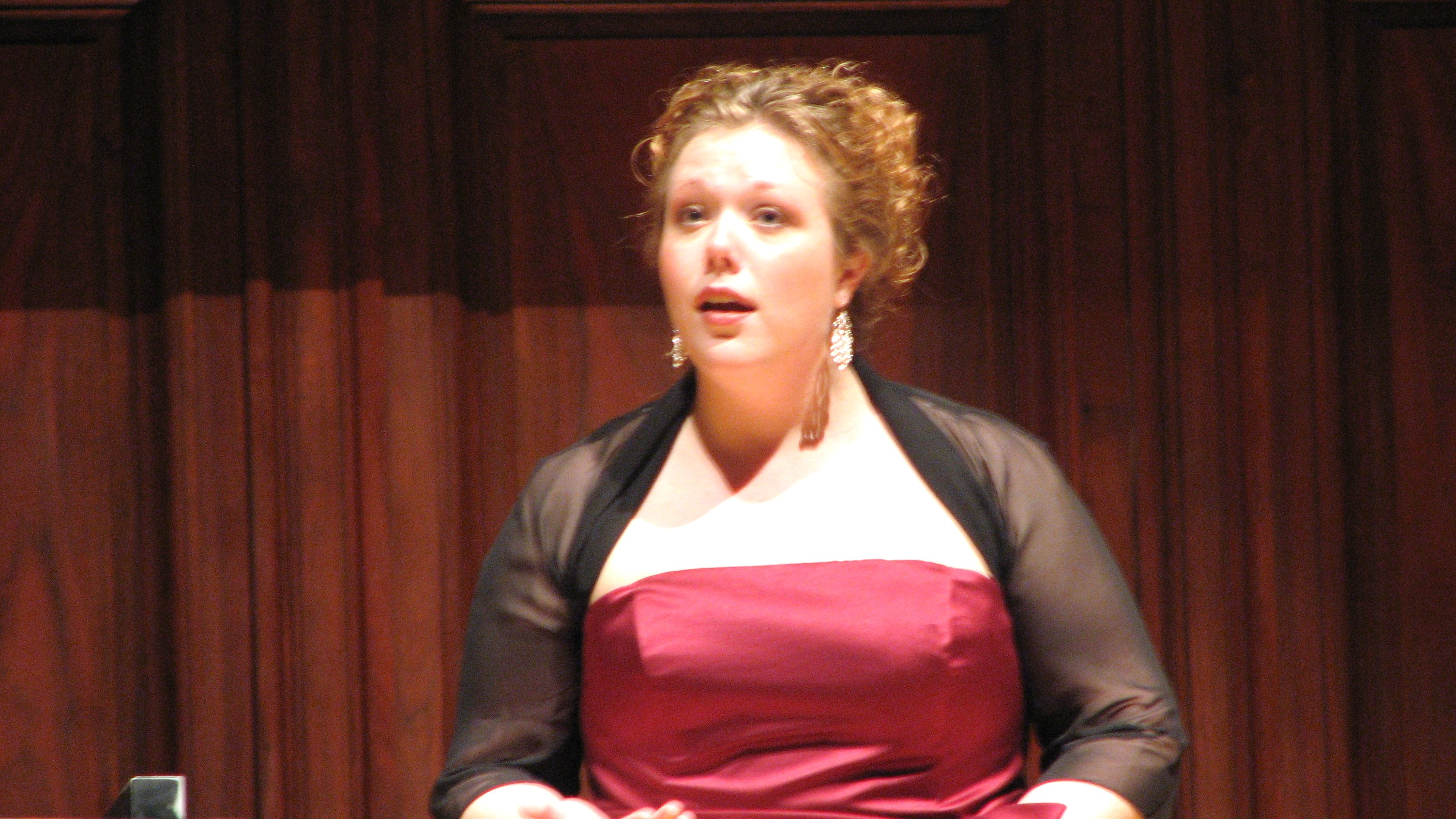Nicole Branz, soprano