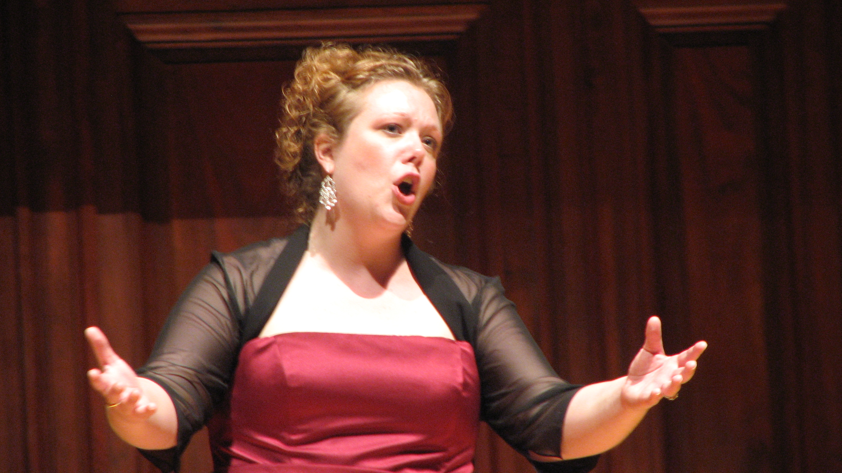 Nicole Branz, soprano